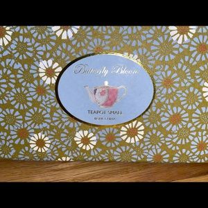 Wedgewood Butterfly Bloom 12.5oz Teapot